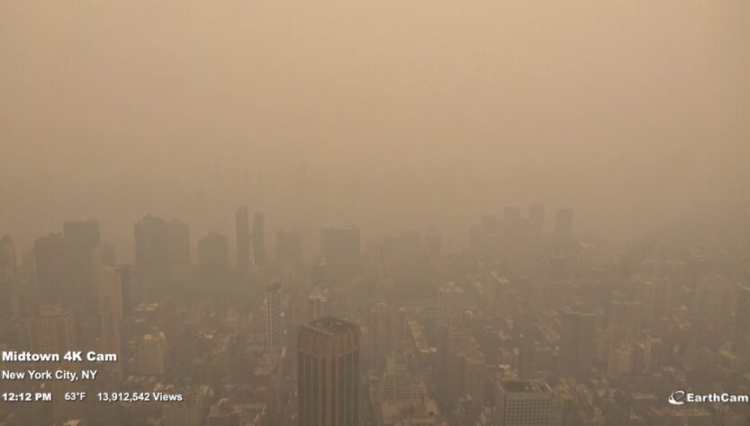 Nube de humo por incendios forestales de Canadá afecta ciudades del este de EU