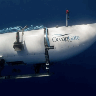 Avanza contrarreloj la compleja operación para rescatar el sumergible