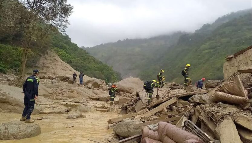 Avalancha en Cudinamarca, Colombia deja varios muertos y desaparecidos