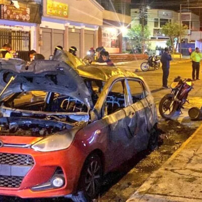 Ecuador: un coche bomba causó varias explosiones en una zona comercial del centro de Quito