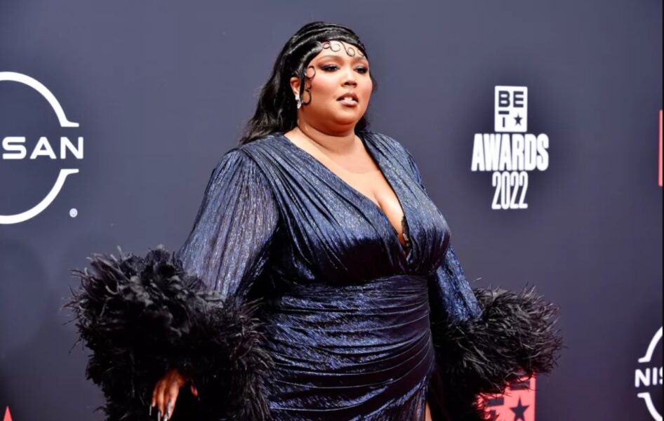 La cantante Lizzo se defiende ante acusasiones y demanda por acoso
