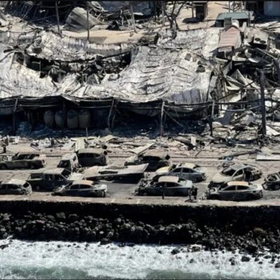 Asciende la cifra de muertos por incendios forestales en Maui a 96