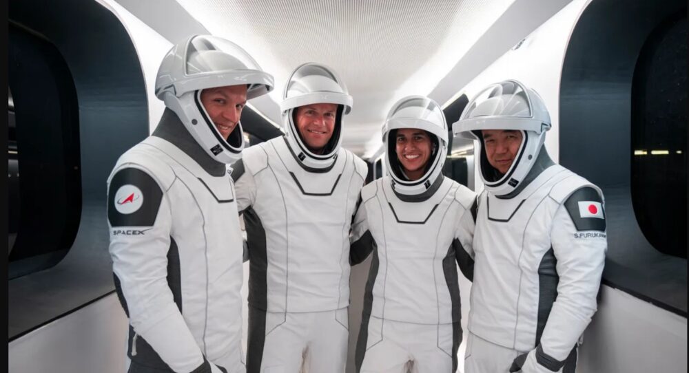 Misión Crew-7 de SpaceX llega a su destino en estación espacial