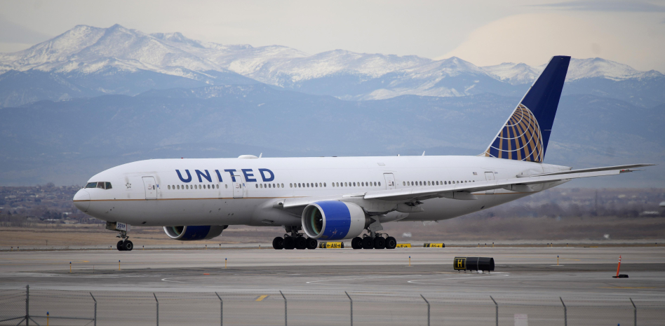 United Airlines demora vuelos en Estados Unidos por fallas técnicas
