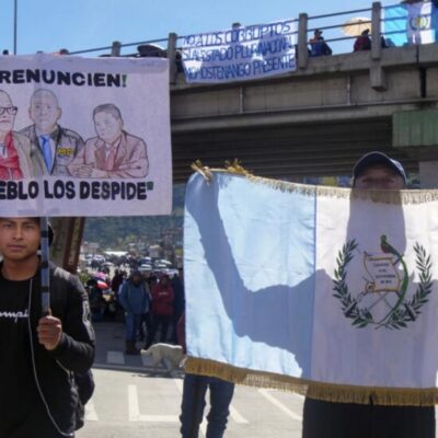 Bloqueo de carreteras en Guatemala por protestas contra Fiscalía