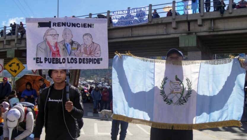 Bloqueo de carreteras en Guatemala por protestas contra Fiscalía