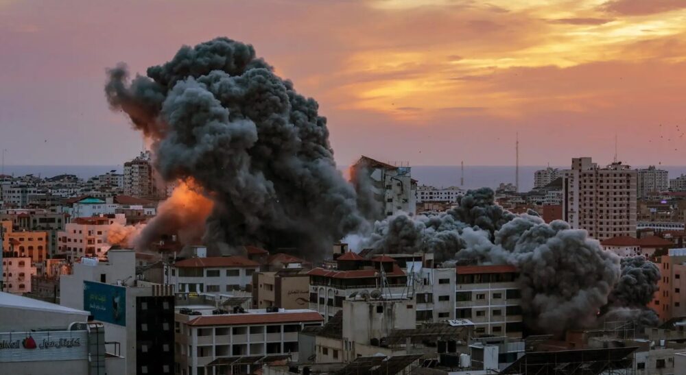 Ministro de Defensa Israelí ordena asedio en Gaza