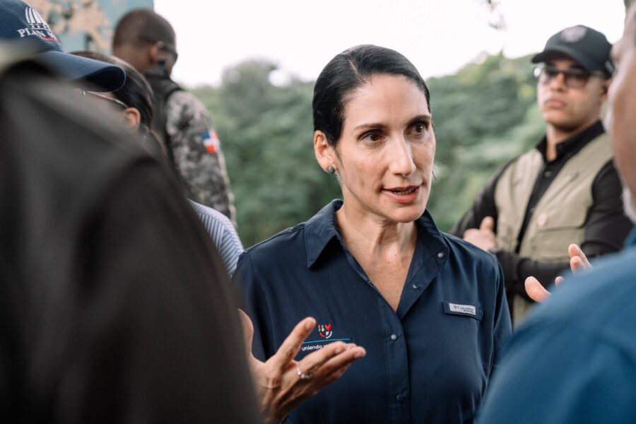 Raquel Arbaje silencia a Fernández: enumera las acciones del Ejecutivo a favor de Santo Domingo