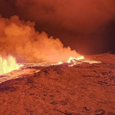 Se registra erupción volcánica y actividad sísmica en Islandia