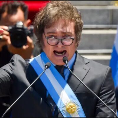 Milei declara estado de emergencia en servicios energéticos y sector transporte