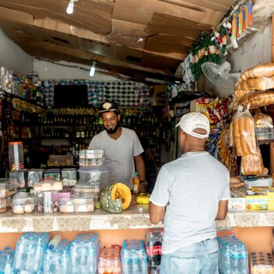 Los pequeños comerciantes serán los más afectados por la reforma fiscal en República Dominicana