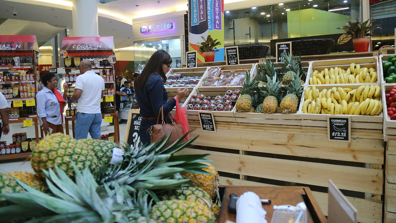 Jugos, refrescos, carnes y bebidas alcohólicas: así impactará la reforma fiscal el bolsillo de los dominicanos