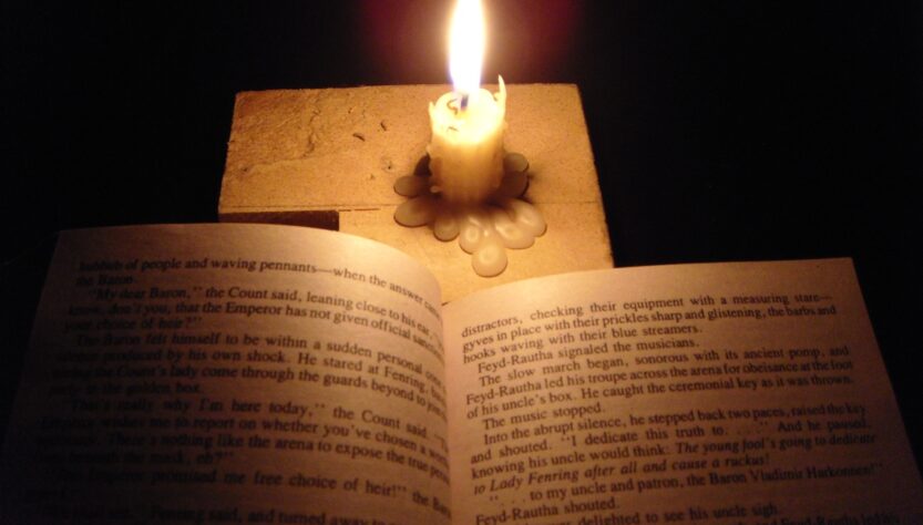 Ecuador extiende los cortes de electricidad a 14 horas diarias