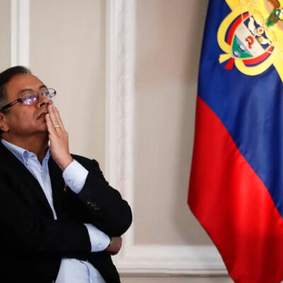 Caso Petro: CNE desestima acusación de campaña anticipada, pero mantiene investigación por sobrepasar topes electorales