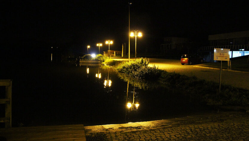 Inundaciones repentinas en Valencia, España, dejan al menos 95 muertos