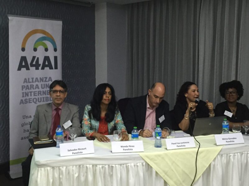 Renuncia Pavel Isa Contreras, Ministro de Economía de República Dominicana