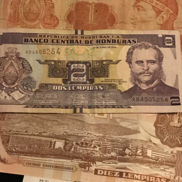 Aumento del salario mínimo 2025 en Honduras: ¿Cuánto será y cuándo aplicará?