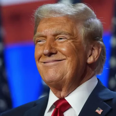 Trump lanza ofensiva contra cárteles mexicanos, desafiando la relación con Sheinbaum