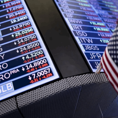 Wall Street registra fuerte caída ante incertidumbre por nuevos aranceles de Trump