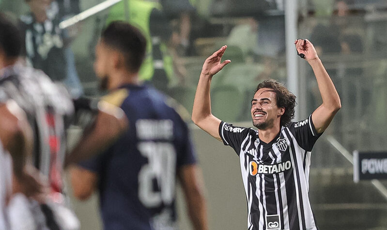 Sport Boys y Alianza Lima se enfrentan en duelo clave esta noche