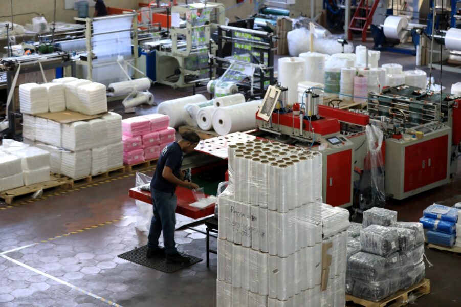 Consejo Industrial de El Salvador anuncia plan de crecimiento con 40,000 nuevos empleos.