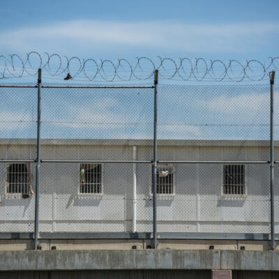 El Salvador: Detienen a reconocida defensora de derechos Ruth López