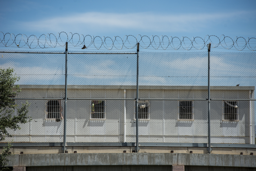 El Salvador: Detienen a reconocida defensora de derechos Ruth López