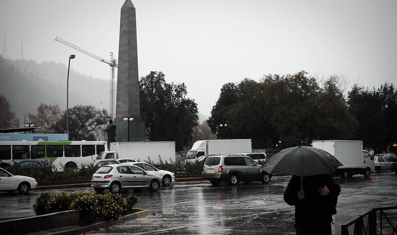 Chile: Mineduc aclara que no se suspenderán las clases por lluvia en Santiago a menos que se indique lo contrario