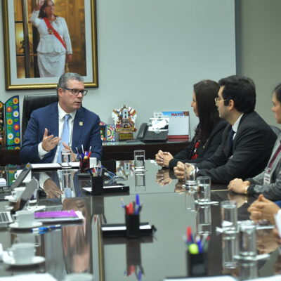 Perú: Lanzan programa de becas integrales para carreras técnicas en el cual jóvenes entre 17 y 39 años podrán postular desde julio