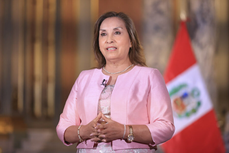 Liderazgo Firme: Presidenta Boluarte Salvaguarda la Democracia y el Futuro de Perú