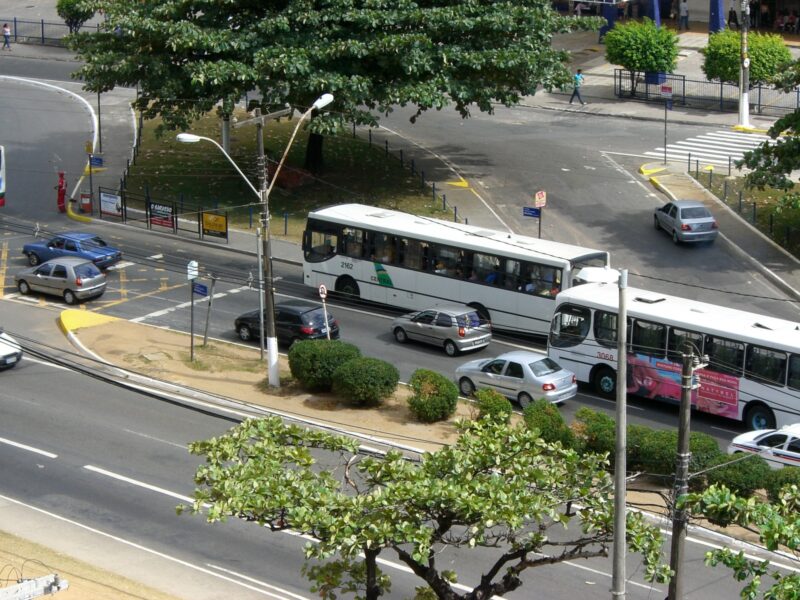 El Salvador: Gobierno salvadoreño estudia implementar sistema de buses rápidos como parte de la modernización del transporte