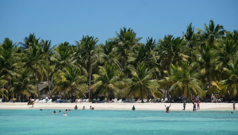 República Dominicana: Líder Económico Regional con Grandes Desafíos por Delante