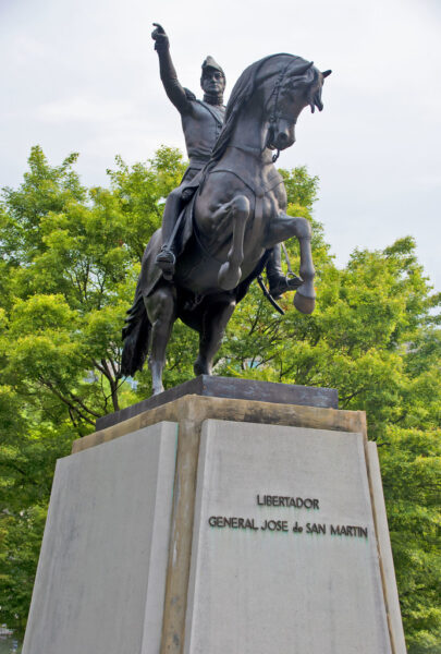 El 27 de agosto en Perú: una fecha de hitos históricos y figuras clave