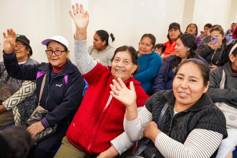 Perú impulsa programas con enfoque en más educación, empleo y apoyo a la tercera edad