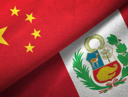 Perú: Por qué la Lucha contra el «Dumping» Chino no es Proteccionismo, sino Supervivencia Industrial