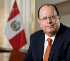 Tambalea la permanencia de Julio Velarde en el BCR: Roberto Sánchez lo retirará del cargo