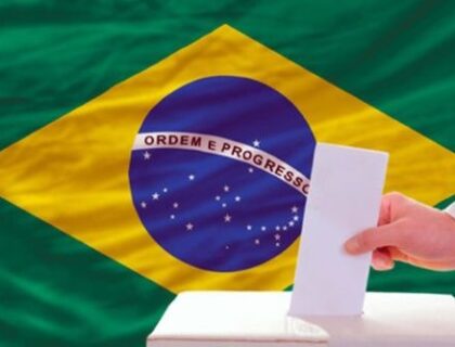 Lula y Flávio Bolsonaro se acercan en una elección marcada por el regreso del apellido Bolsonaro