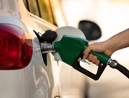 Honduras eleva el precio de los combustibles mientras Guatemala busca contener el impacto