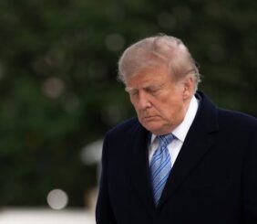 Juez ordena a Trump restituir acceso a la Casa Blanca a CNN, MS NOW y Politico
