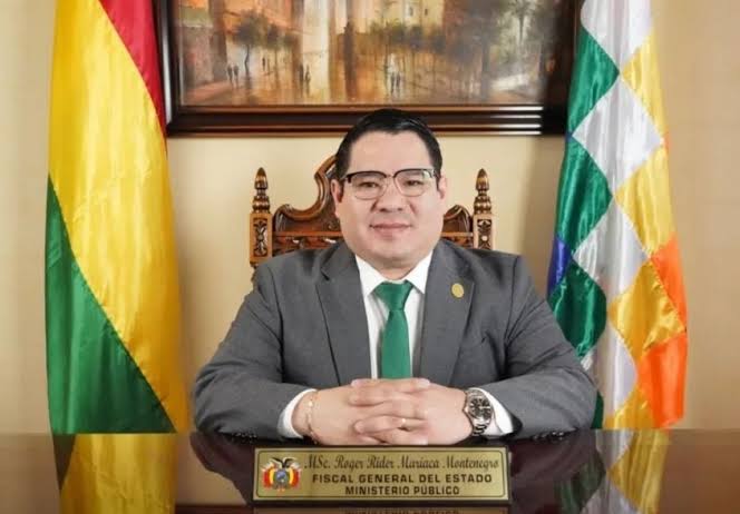 Bolivia detiene al fiscal general Roger Mariaca por presuntos vínculos con el narcotráfico