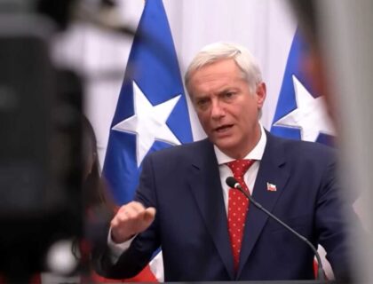 Kast presenta el Presupuesto 2027 de Chile con un alza del gasto público y advierte sobre el limitado margen fiscal