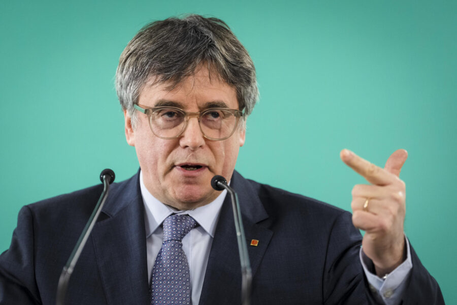 España levanta la orden de detención contra Carles Puigdemont tras el aval a la amnistía